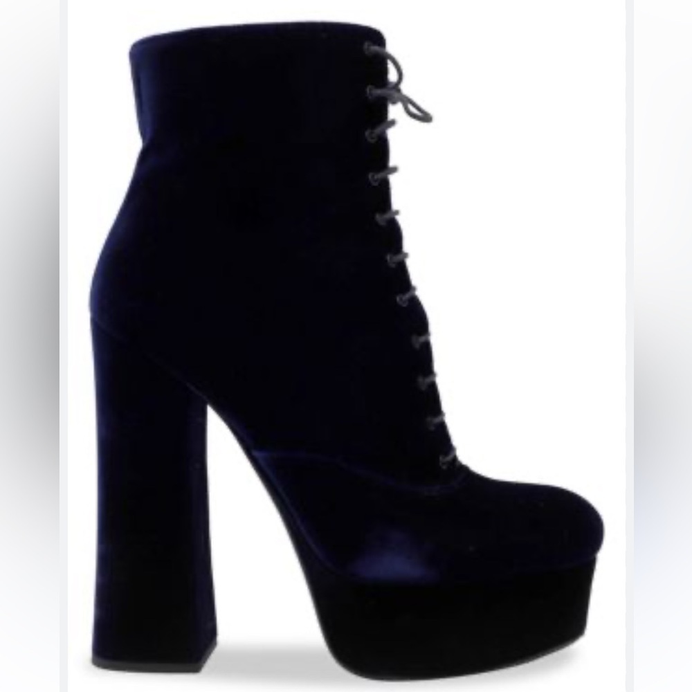 Prada Prada Lace-Up Platform
Boots In Navy Blue Velvet size 7